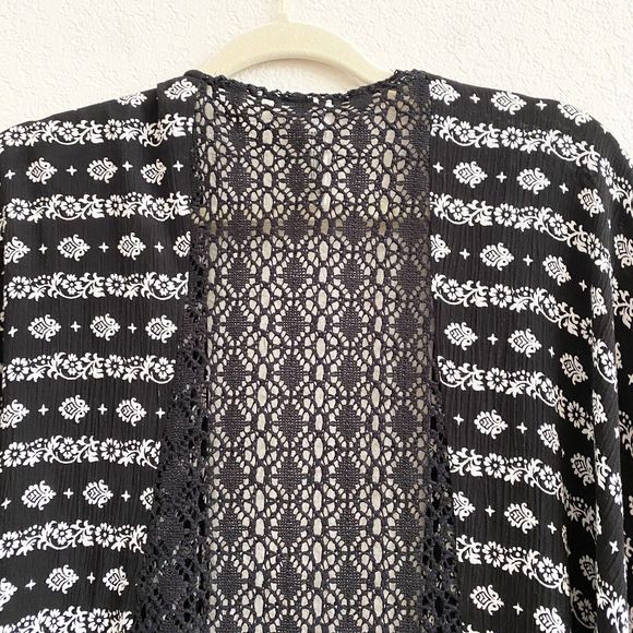 Aeropostale Black White Wrap Kimono Topper One Size Crochet Gauzy - Picture 9 of 11